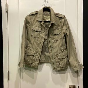 XS Banana Republic military-inspired jacket